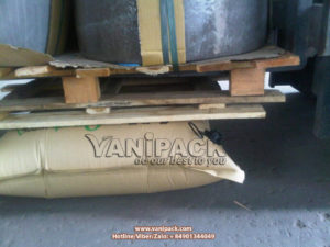 Kiểm tra khả năng chịu lực của túi khí chèn hàng